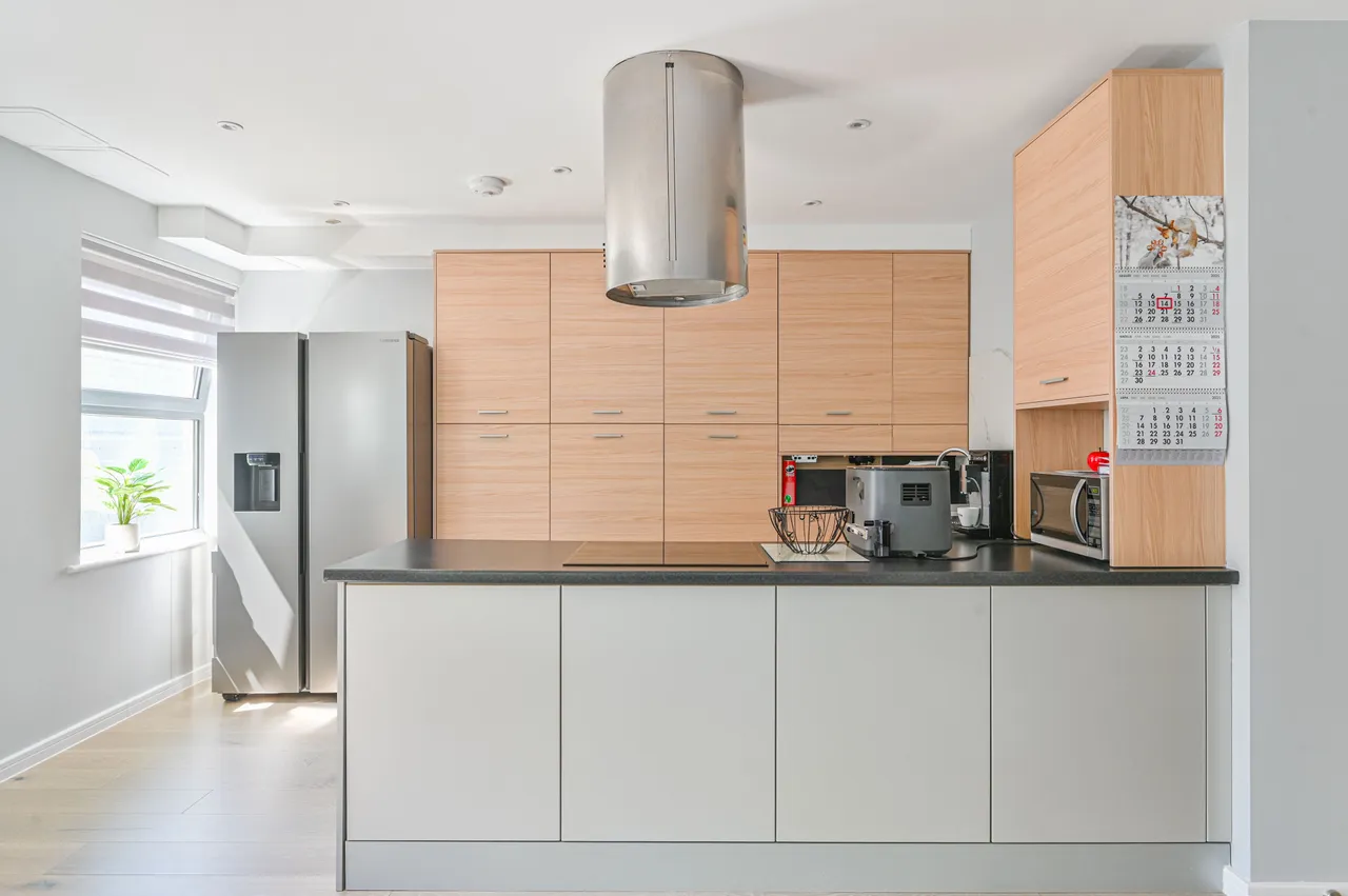 13 Bailey House, Berber Parade, London, photo 6