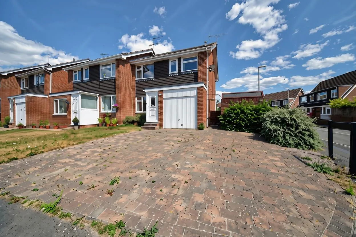 3 bed house for sale — Itchen Avenue, Bishopstoke, Eastleigh, SO50 8JW