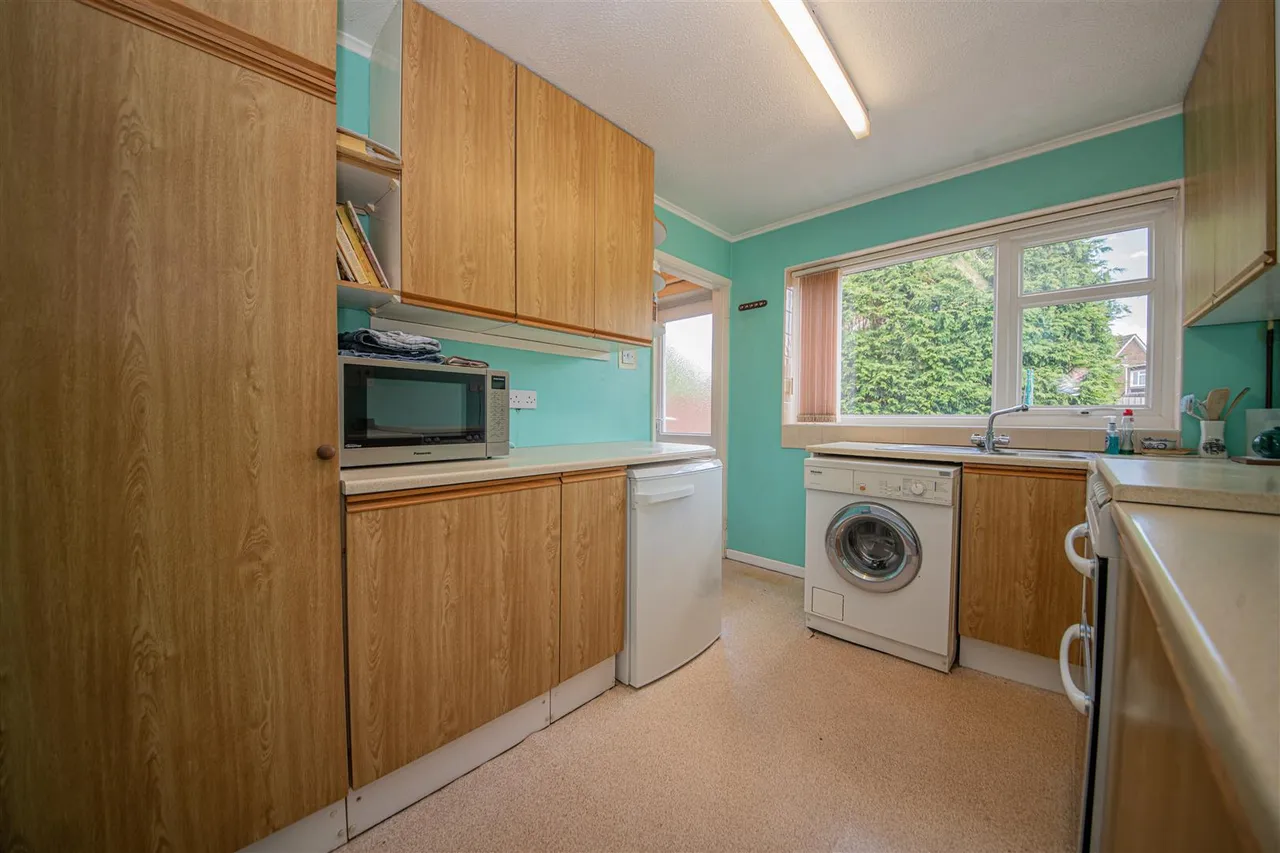 Itchen Avenue, Bishopstoke, Eastleigh, SO50 8JW, photo 5