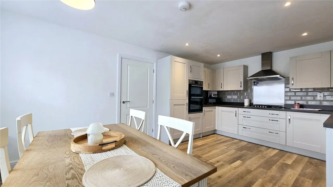 Parc Tyddyn Bach, Holyhead, LL65, photo 4