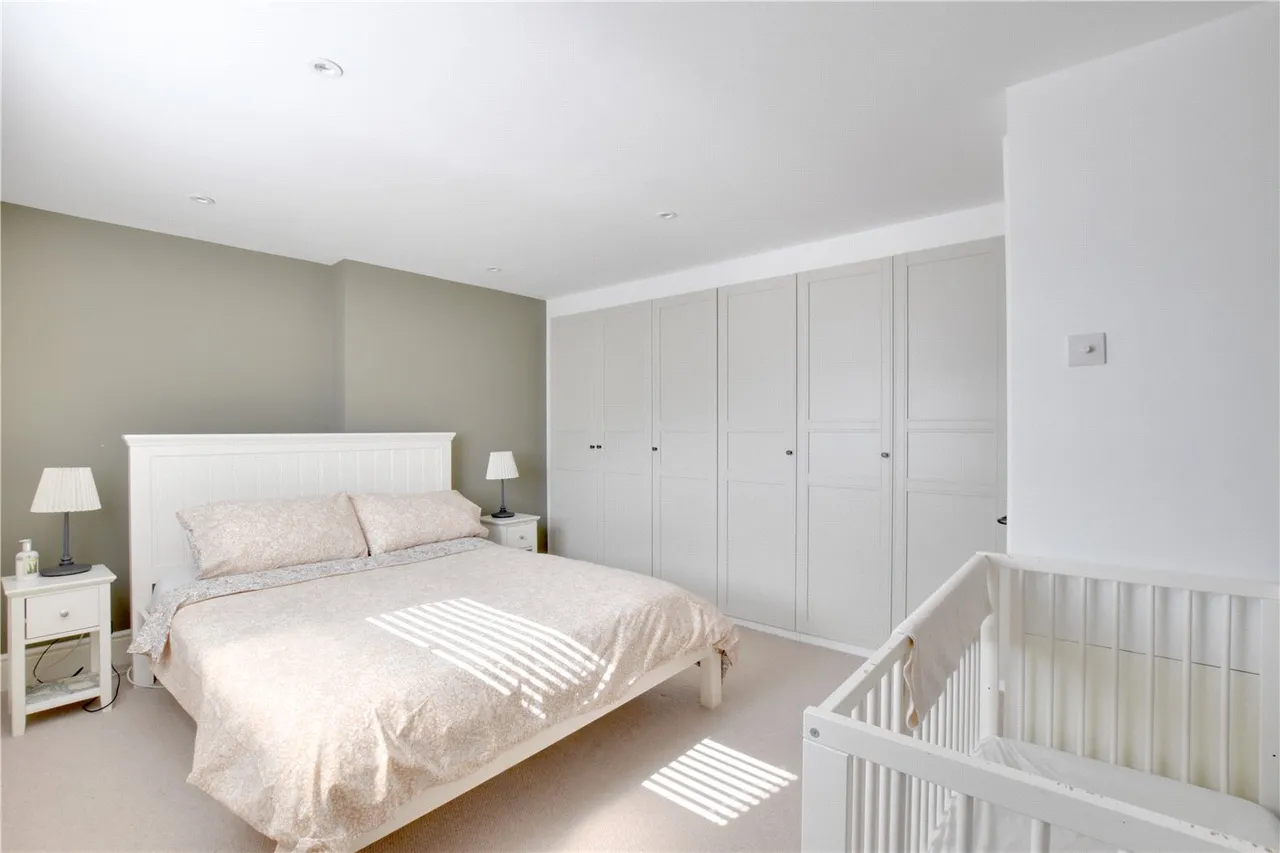 Woolwich Road, Greenwich, SE10, photo 22