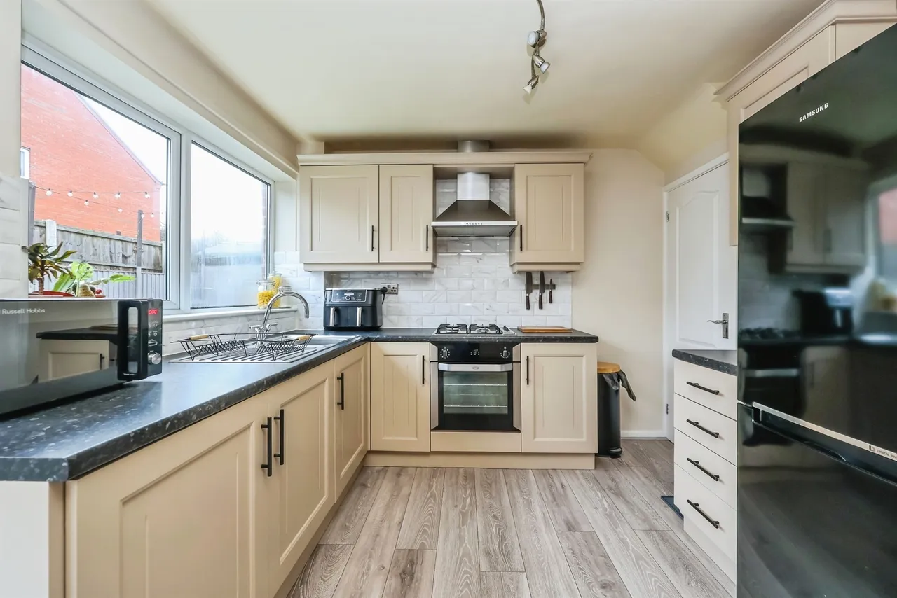 Cromwell Avenue, Ilkeston, DE7, photo 4