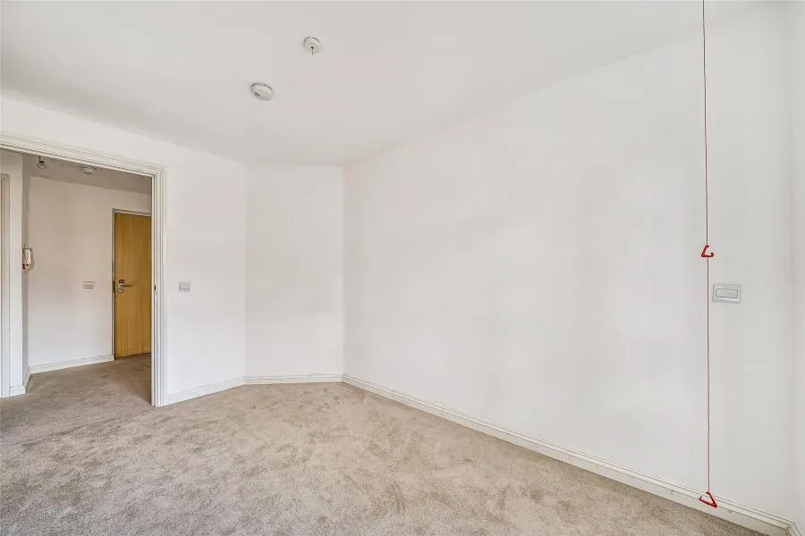Beddington Gardens, Wallington, SM6, photo 4