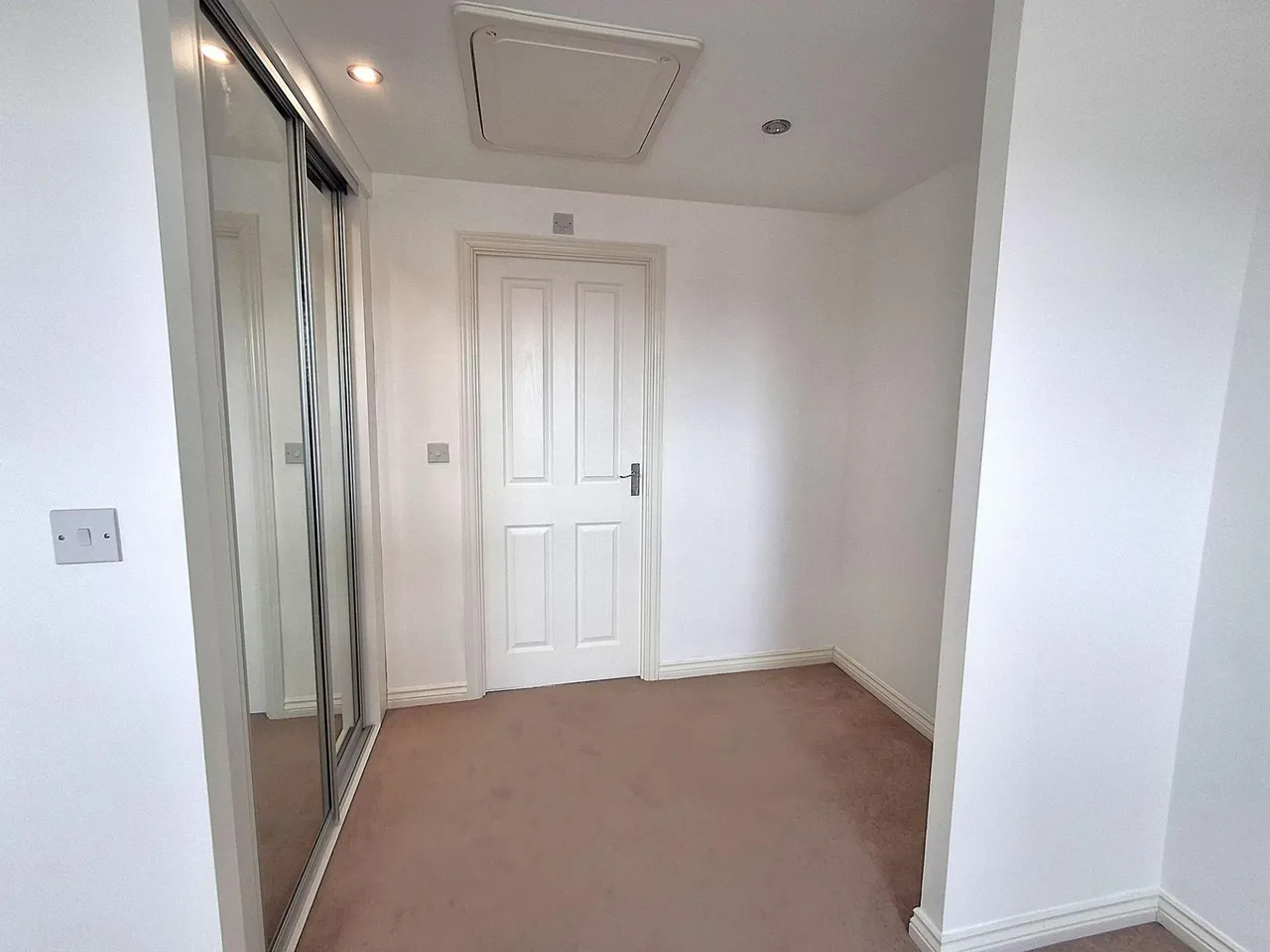 Newbury Crescent, Bourne, PE10, photo 11