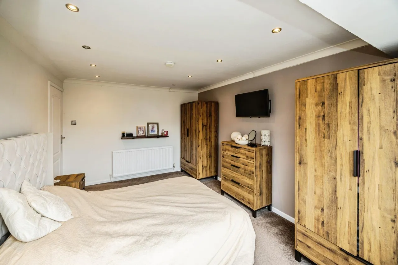 Carr Green Avenue, Brighouse, HD6, photo 15