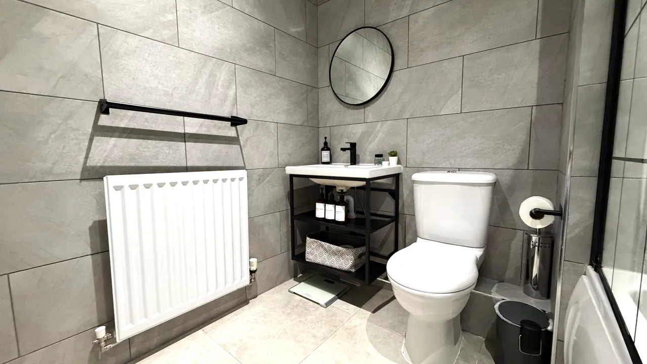 Ashton Old Road, Beswick, M11, photo 18