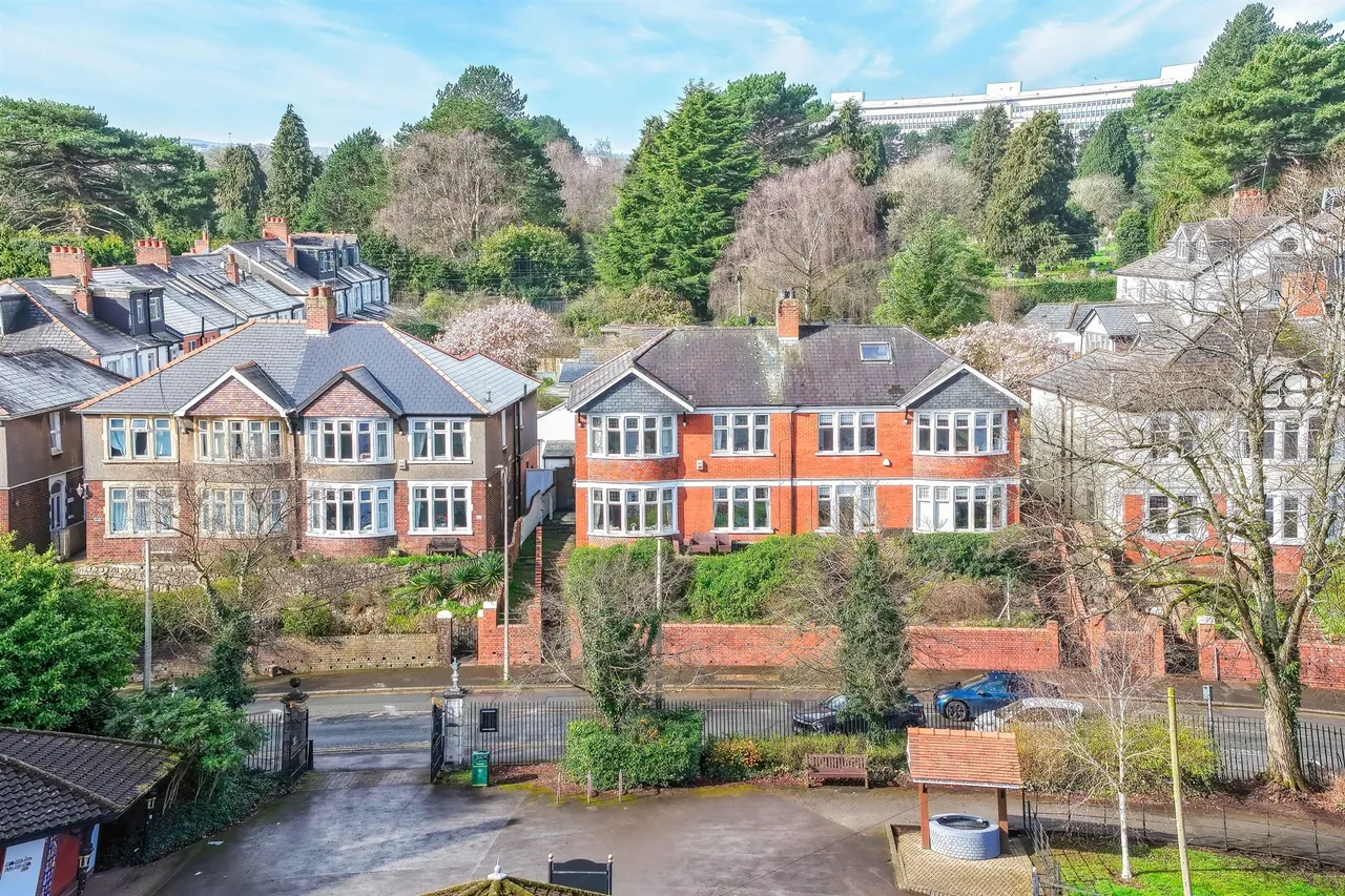 Lake Road West Cardiff, CF23, photo 27