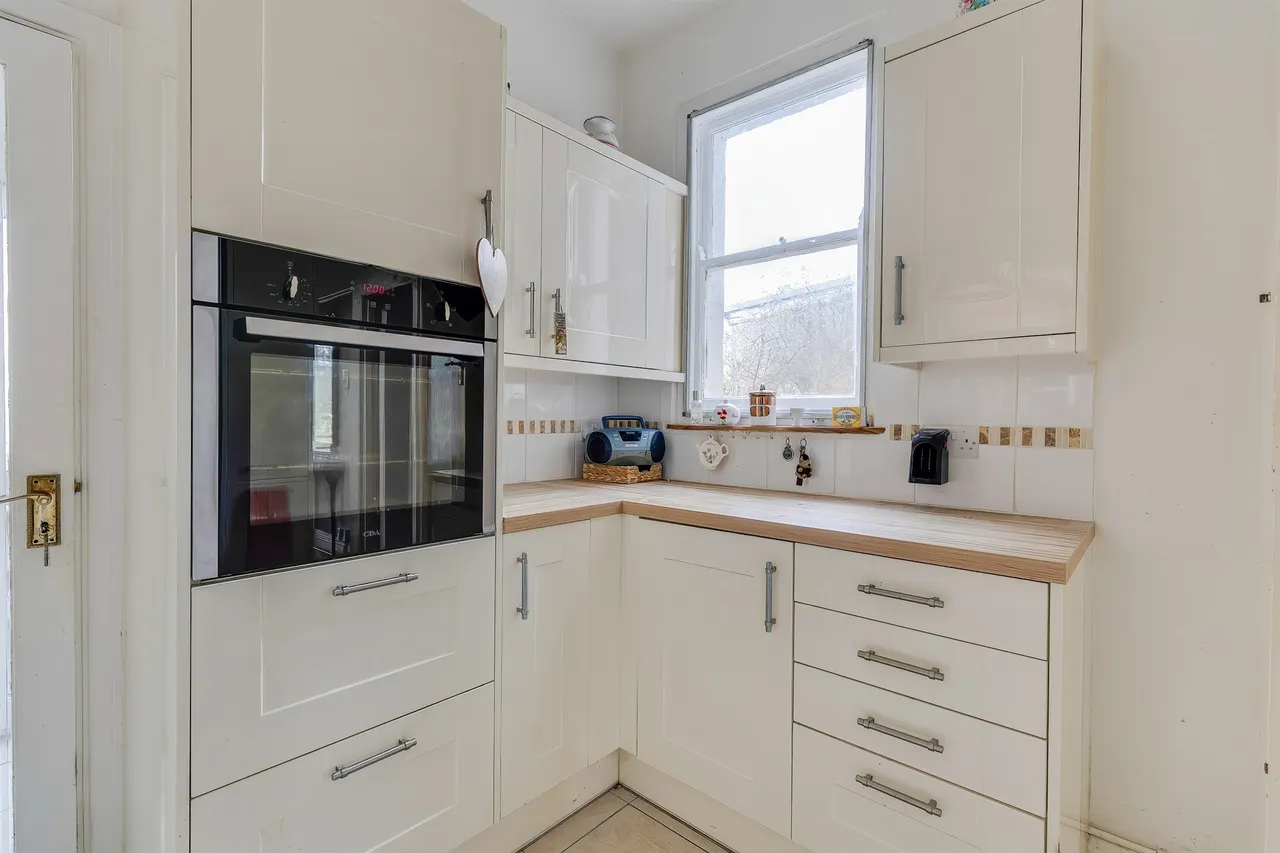 Lake Road West Cardiff, CF23, photo 11