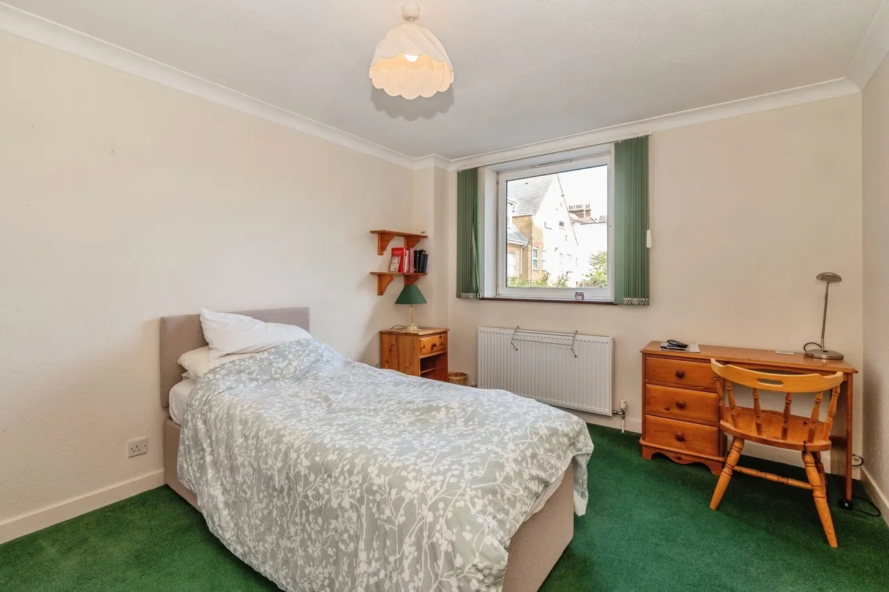 The Leas, Westcliff-on-Sea, Essex, SS0, photo 13