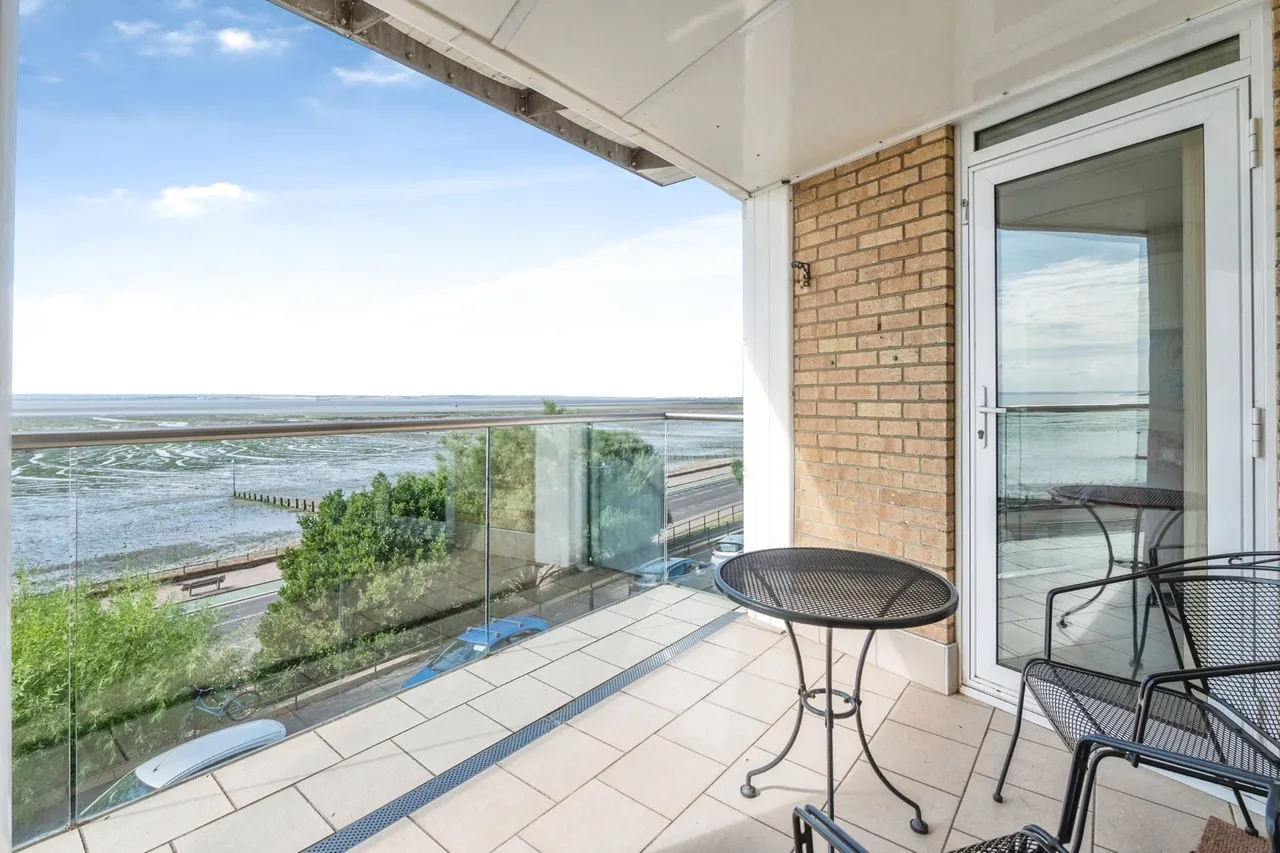 The Leas, Westcliff-on-Sea, Essex, SS0, photo 19