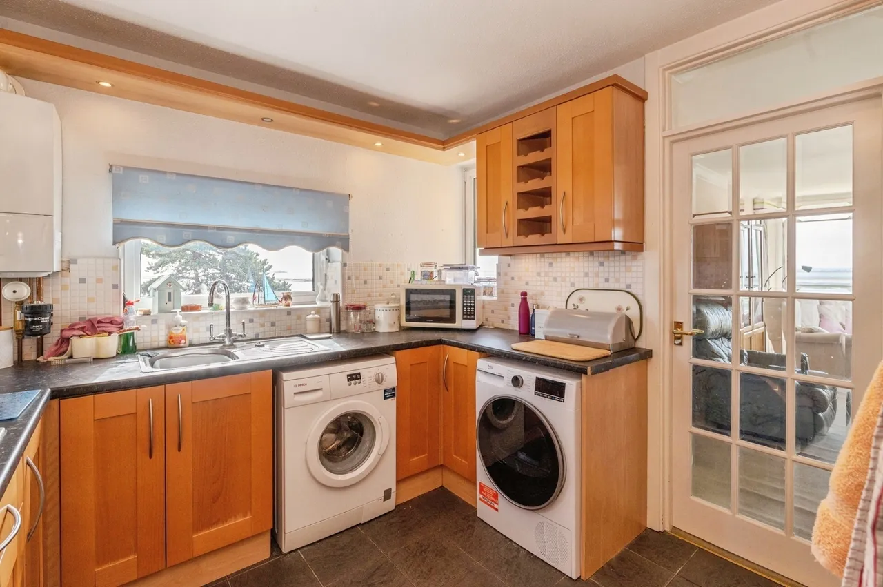 The Leas, Westcliff-on-Sea, Essex, SS0, photo 11