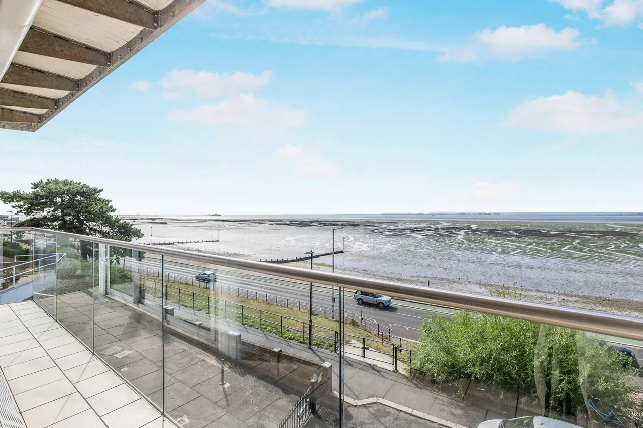 The Leas, Westcliff-on-Sea, Essex, SS0, photo 6