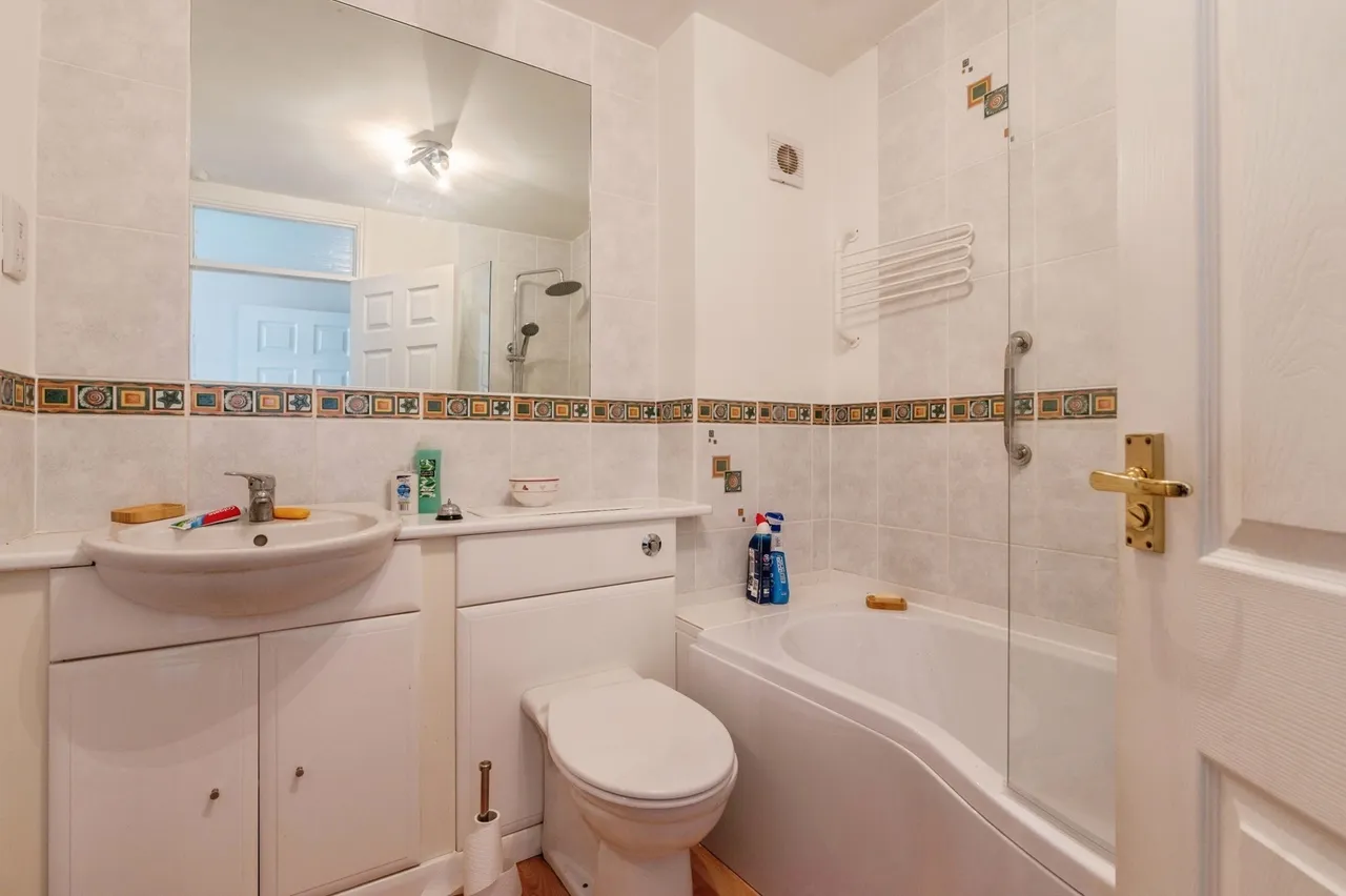 The Leas, Westcliff-on-Sea, Essex, SS0, photo 5
