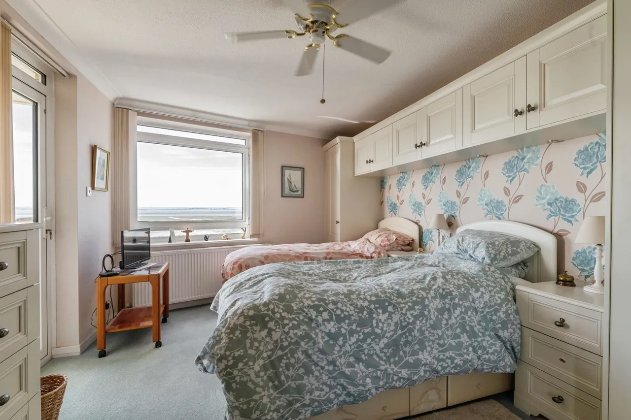 The Leas, Westcliff-on-Sea, Essex, SS0, photo 4