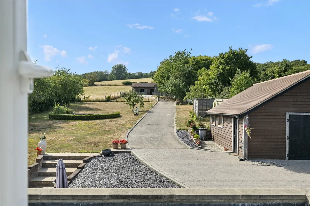 Canterbury Road, Elham, CT4, photo 18