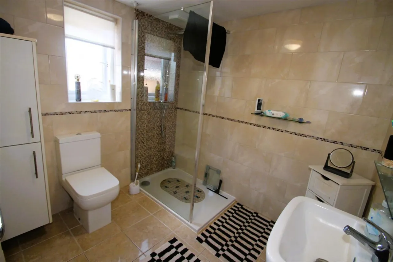 Melbourne Road, Halesowen, photo 14