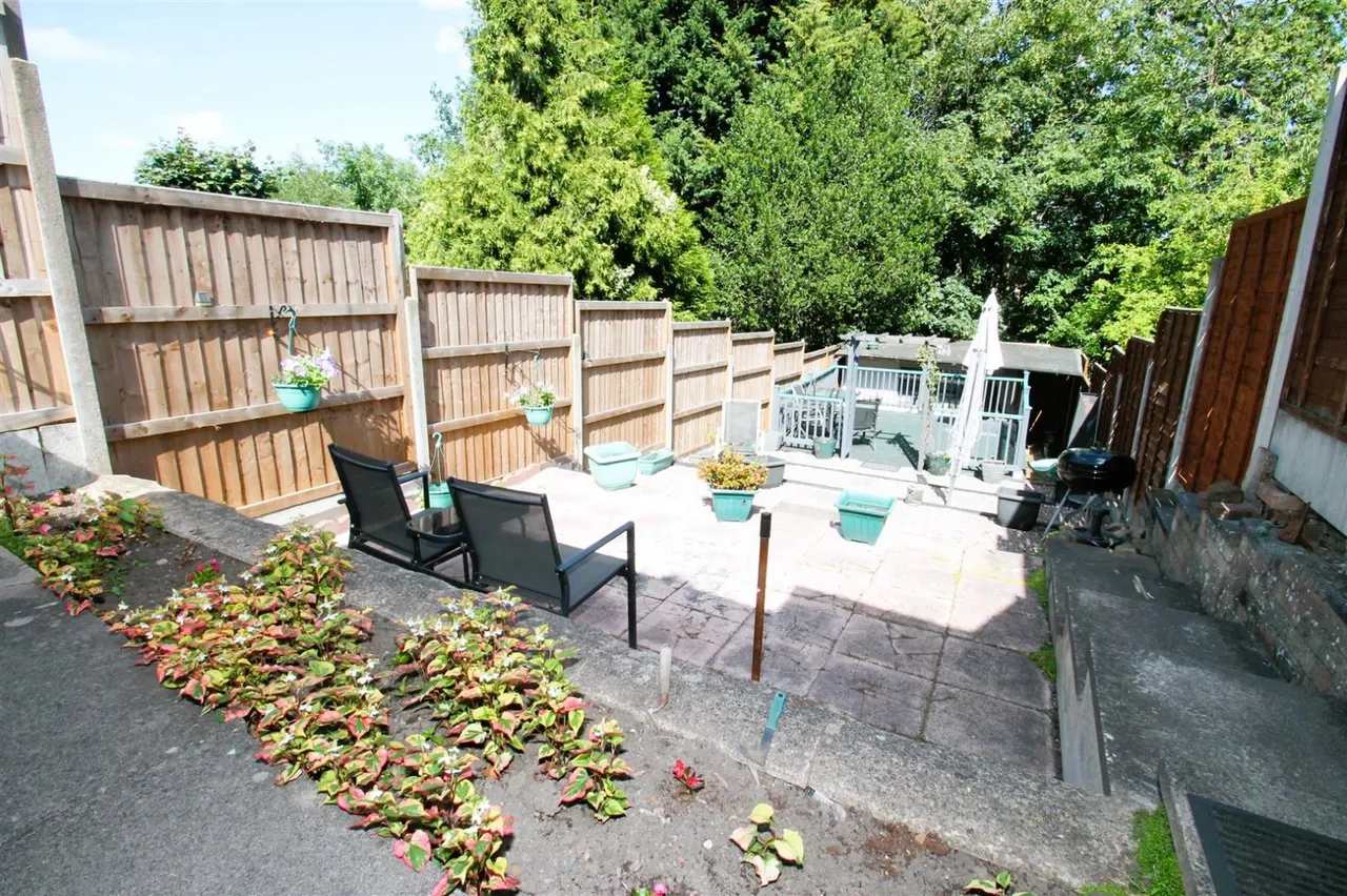 Melbourne Road, Halesowen, photo 17