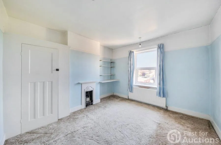 Douglas Crescent, Houghton Regis, LU5, photo 7