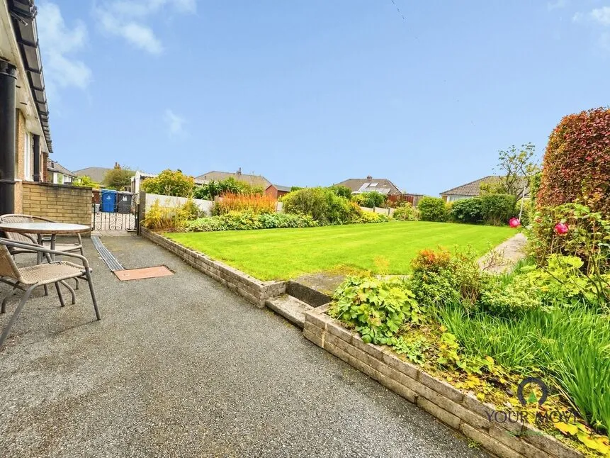 Coniston Drive, Darwen, BB3, photo 17