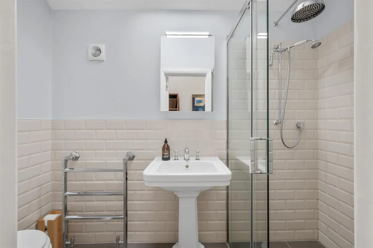 Selborne Road, New Malden, KT3, photo 26