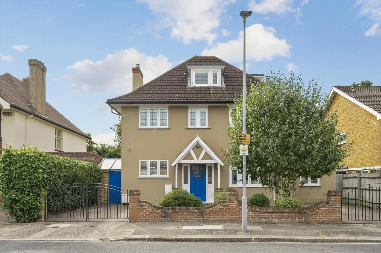 6 bed house for sale, Selborne Road, New Malden, KT3