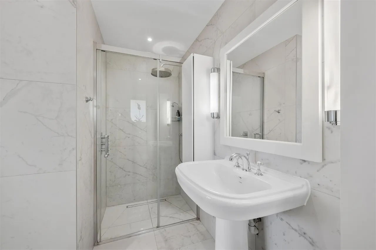 Selborne Road, New Malden, KT3, photo 22