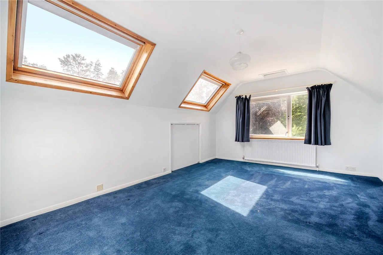Lowicks Road, Rushmoor, Farnham, Surrey, GU10 2EY, photo 20
