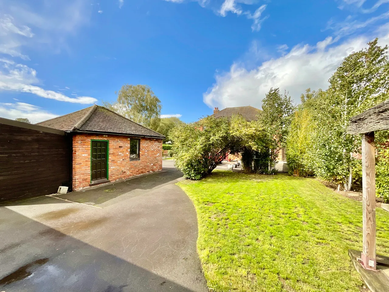 Owls Nest Bearstone Road, Norton-In-Hales, TF9, photo 4