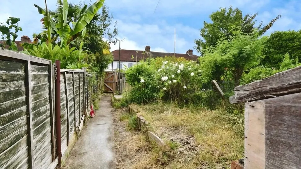 Charter Street, Gillingham, Kent, ME7, photo 6
