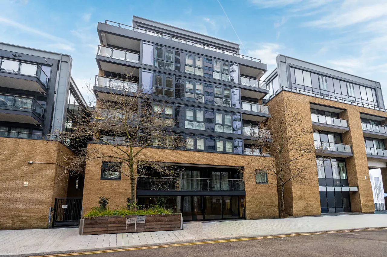 29 Drew House, 21 Wharf Street, London, photo 12