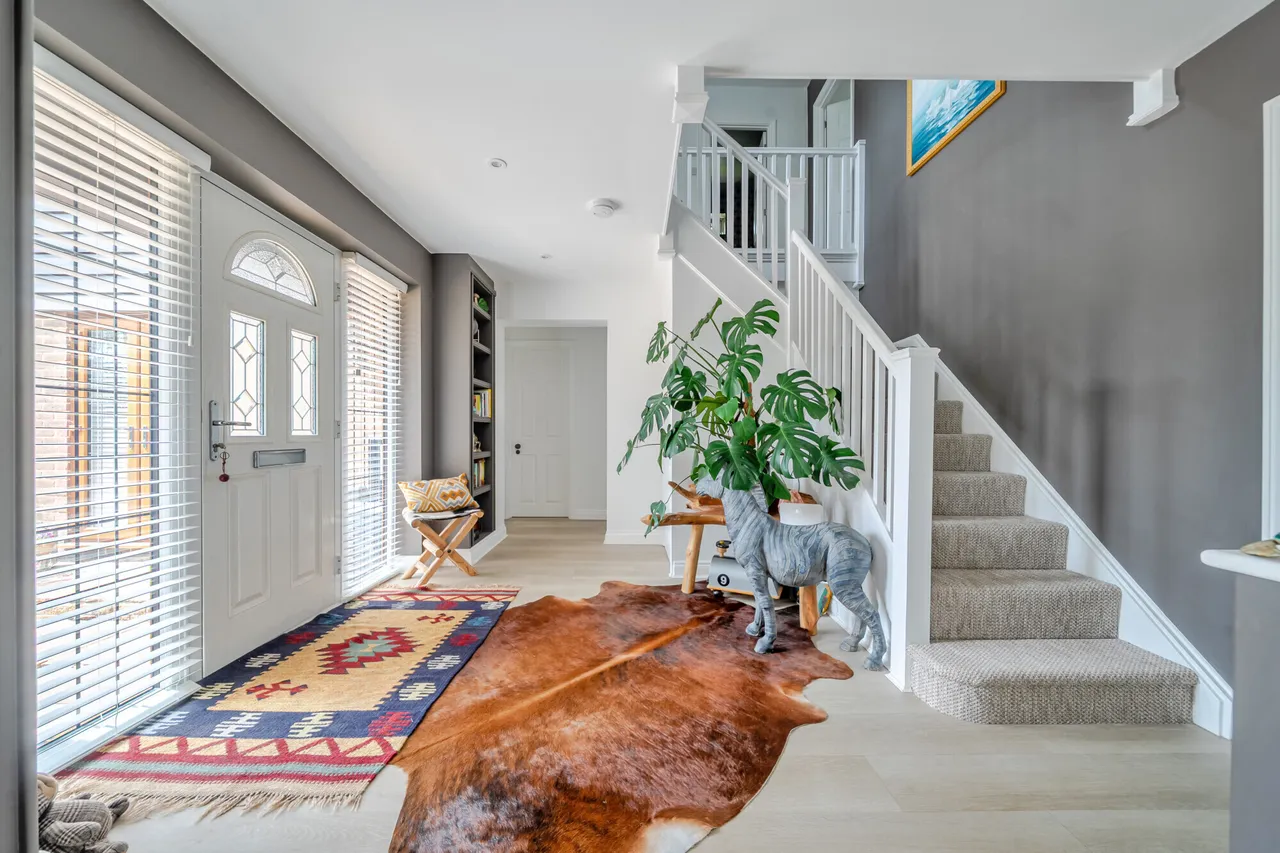 Hillgarth, Hindhead, GU26, photo 9