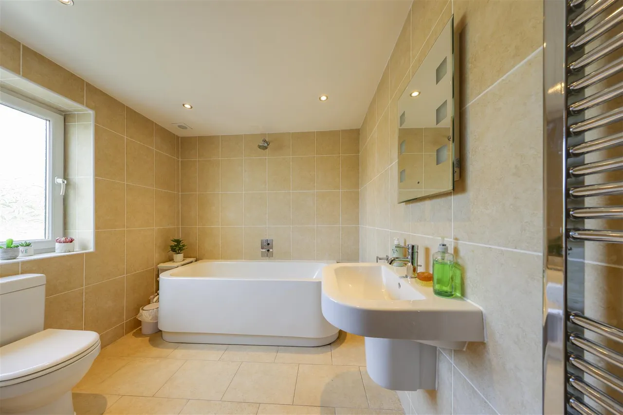 Newchurch Road, Higher Cloughfold, photo 33