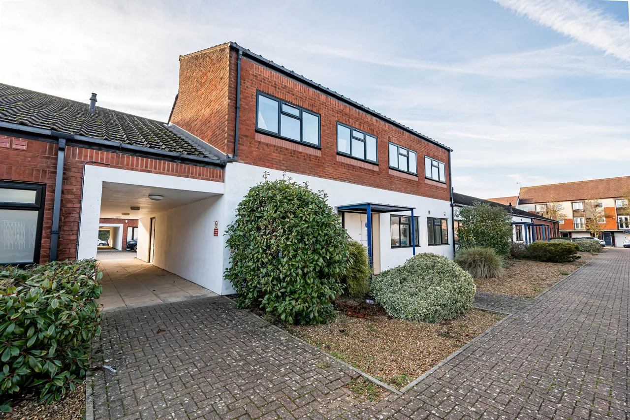 Walker Avenue, MK12, photo 8