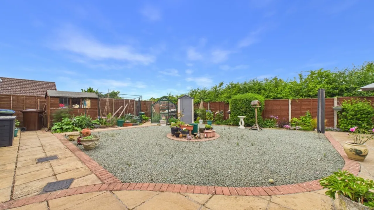 Burrow Drive, Lakenheath, Suffolk, photo 2