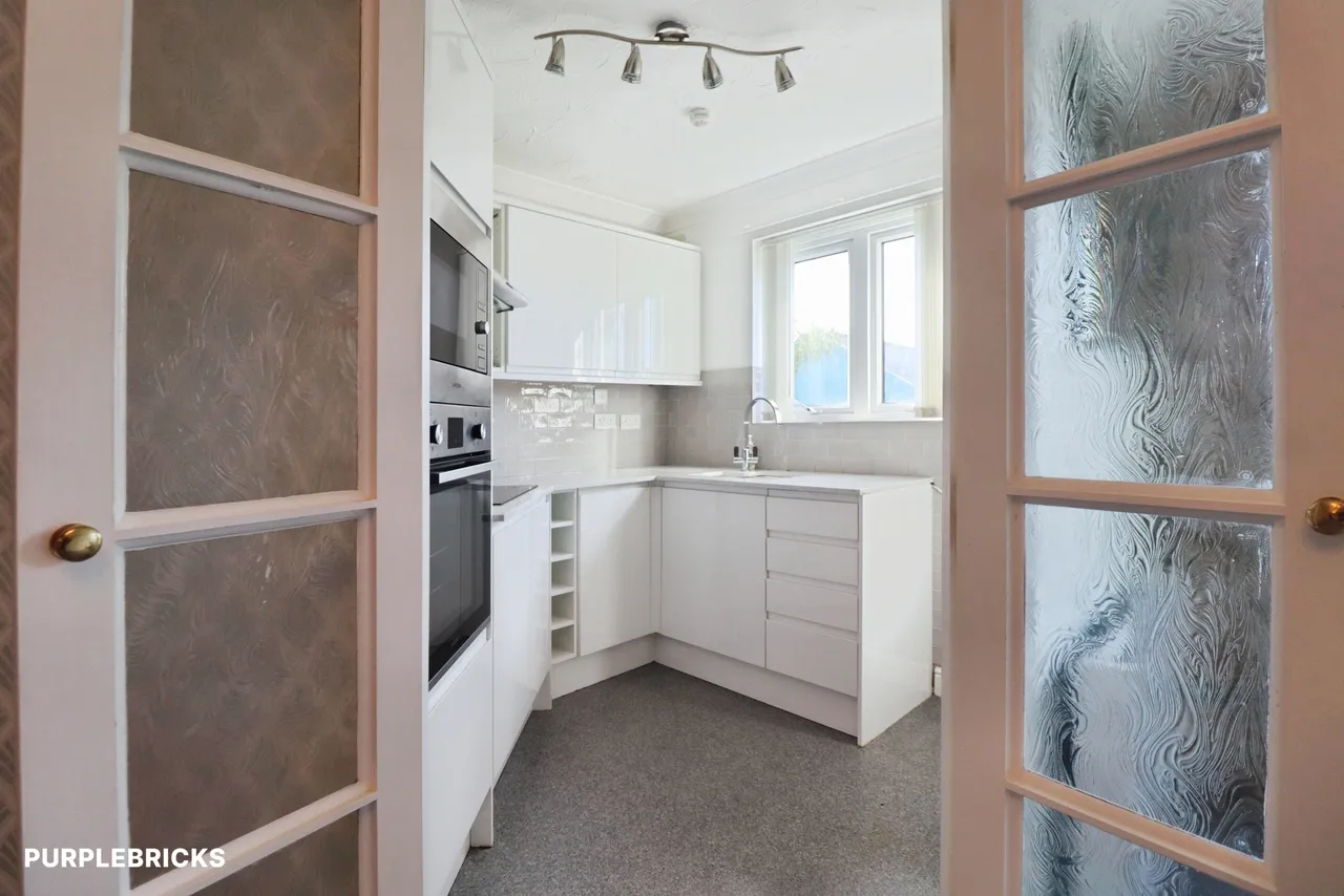 Plymouth Road, Penarth, CF64, photo 8