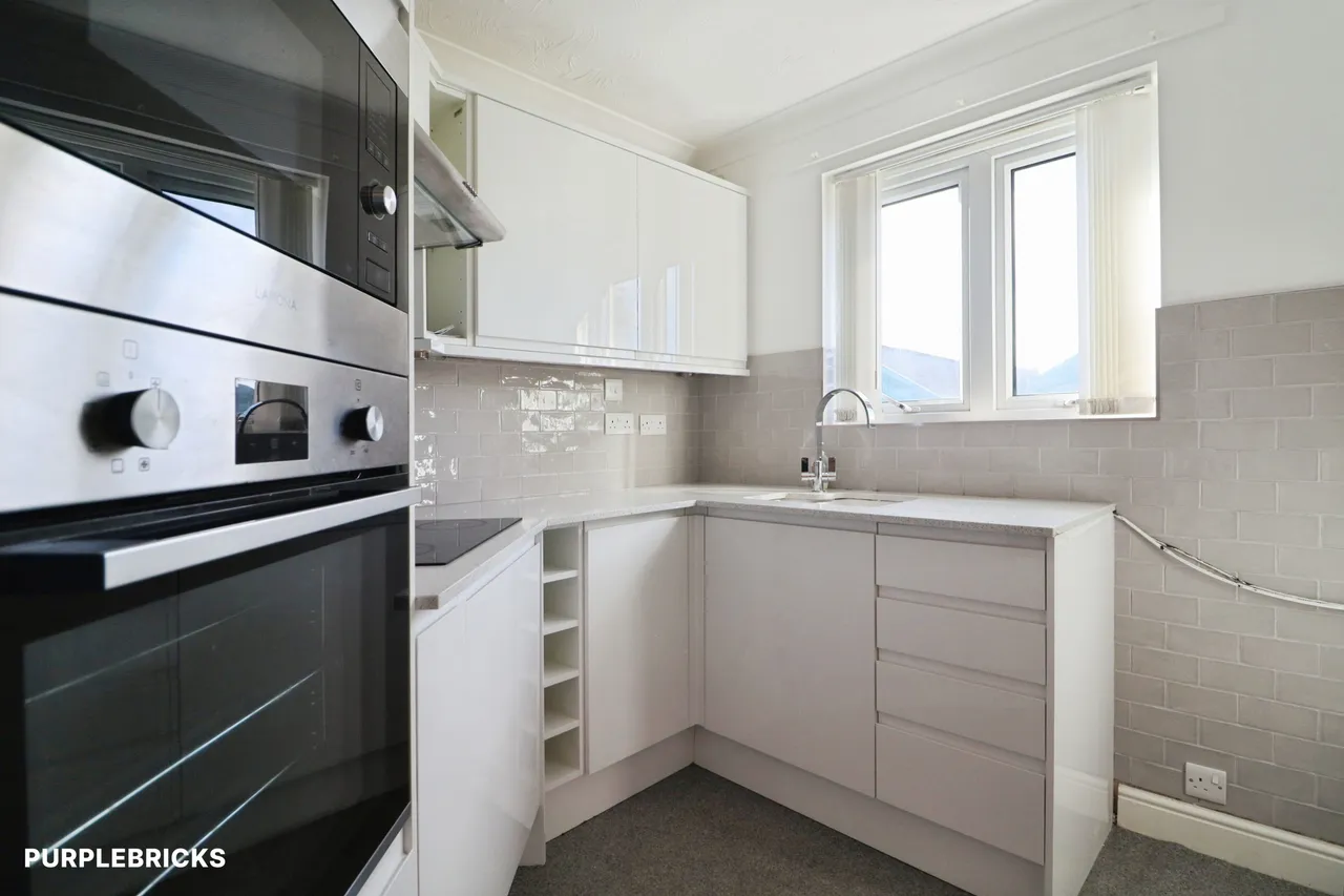 Plymouth Road, Penarth, CF64, photo 10