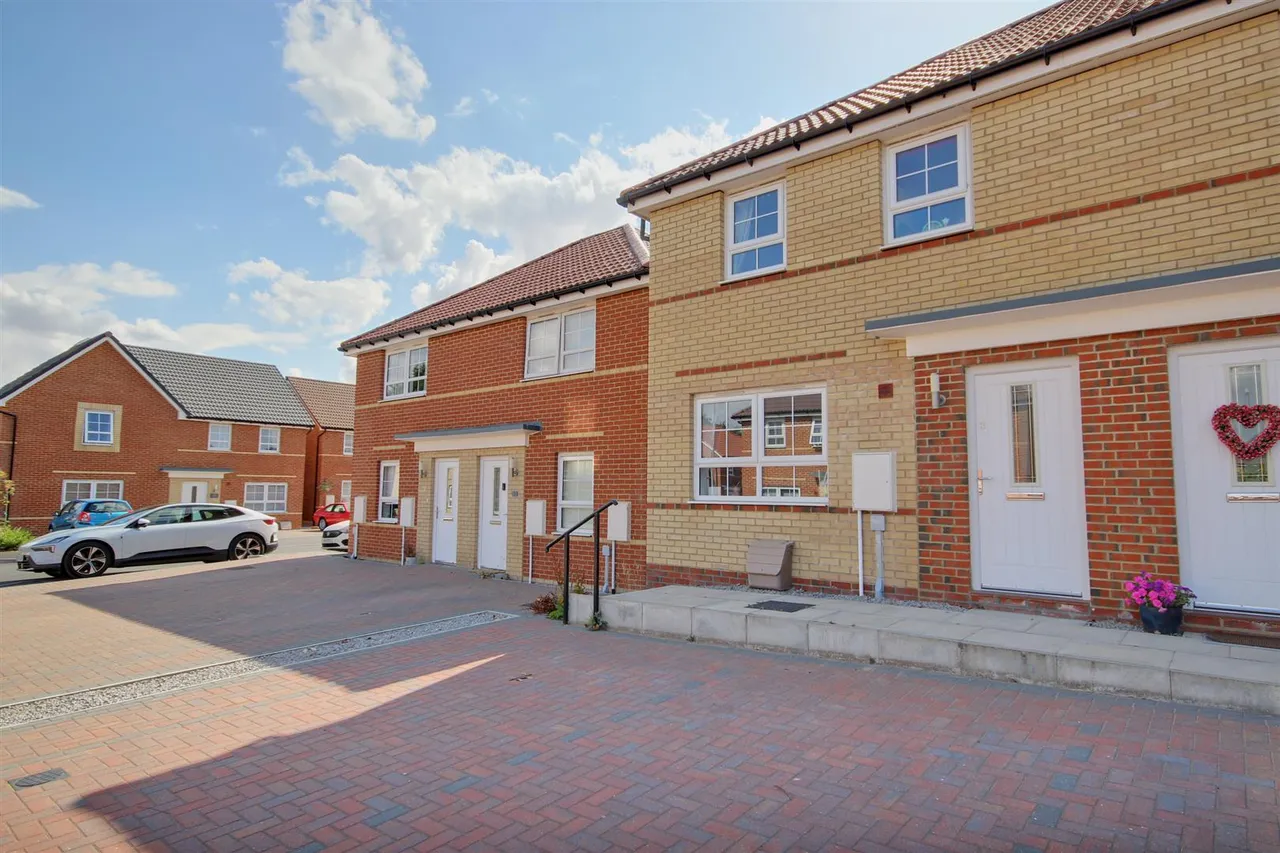 Aspen Close, Beverley, photo 13