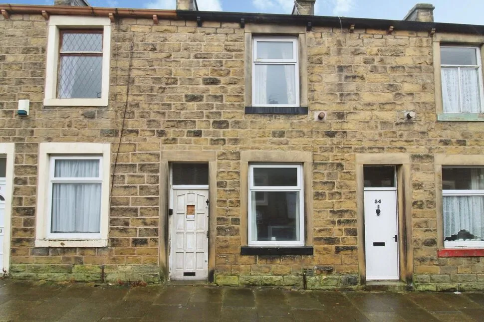 2 bed house for sale, Cleveland Street, Colne, BB8