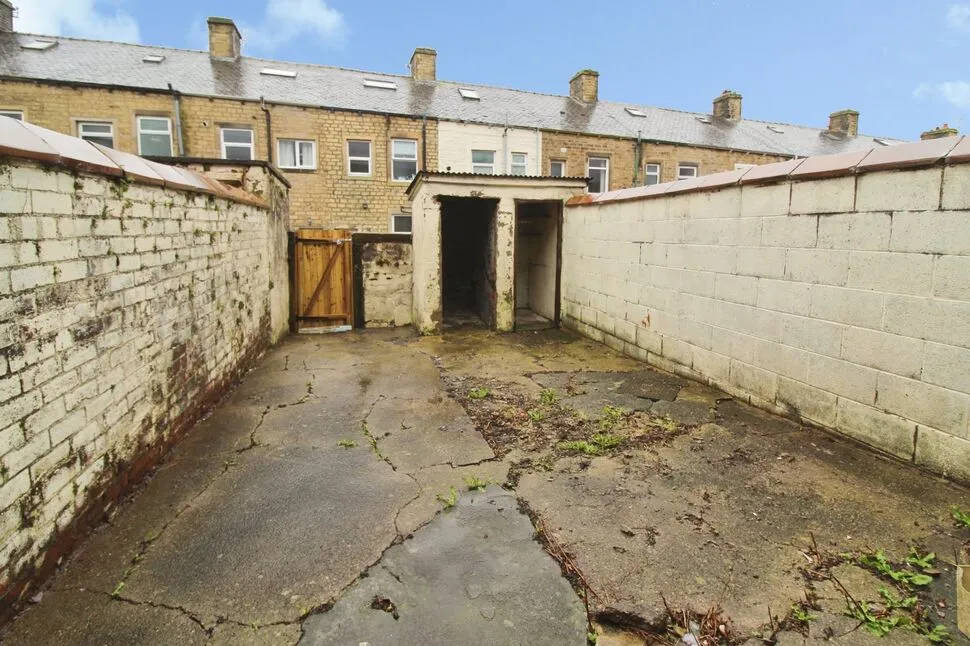 Cleveland Street, Colne, BB8, photo 8
