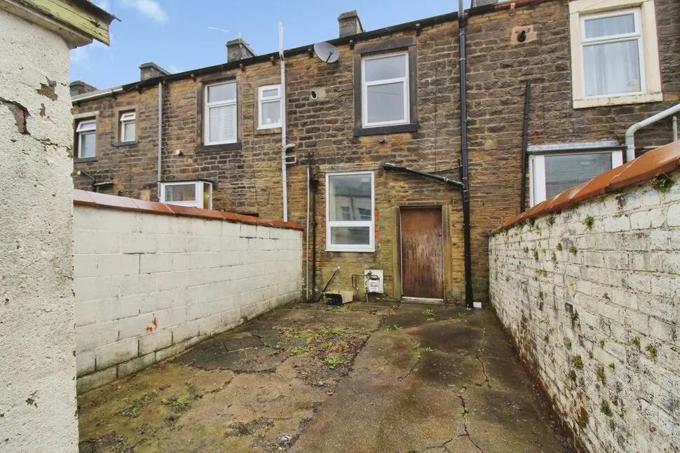 Cleveland Street, Colne, BB8, photo 6