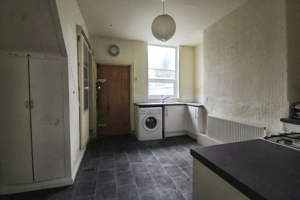 Cleveland Street, Colne, BB8, photo 2