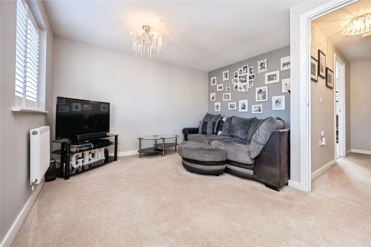 Cooper Drive, Leighton Buzzard, Bedfordshire, LU7, photo 8