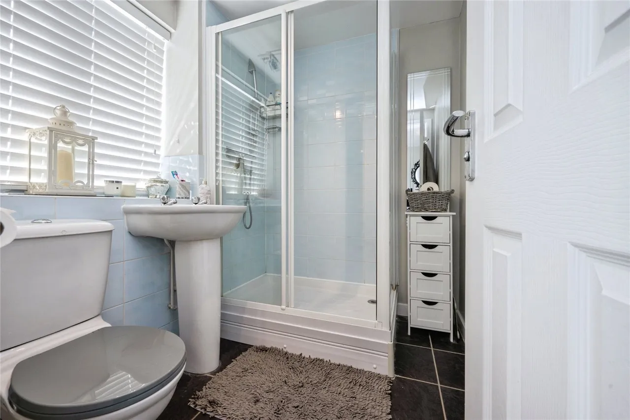 Cooper Drive, Leighton Buzzard, Bedfordshire, LU7, photo 12