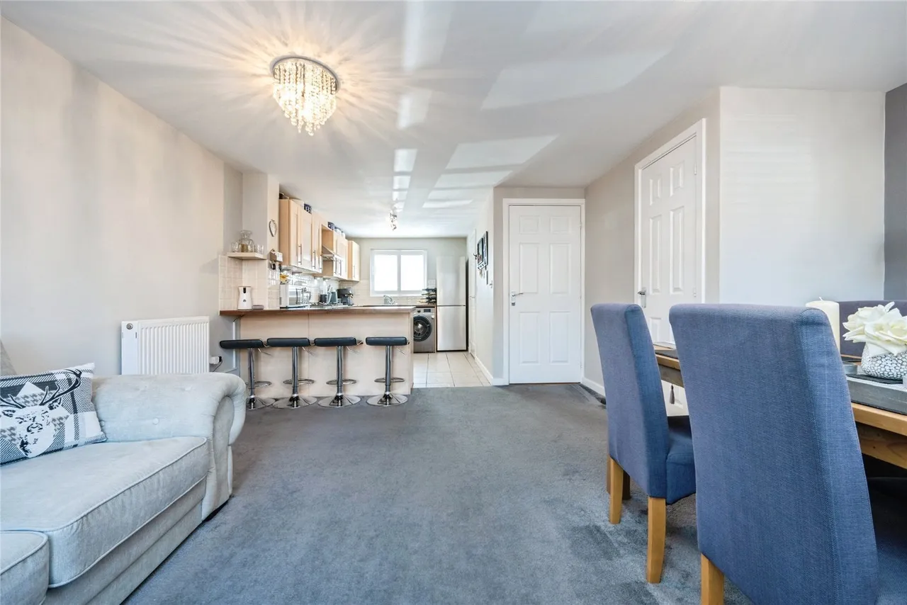 Cooper Drive, Leighton Buzzard, Bedfordshire, LU7, photo 5