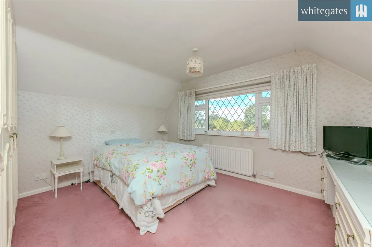 Main Road, Shavington, CW2, photo 9