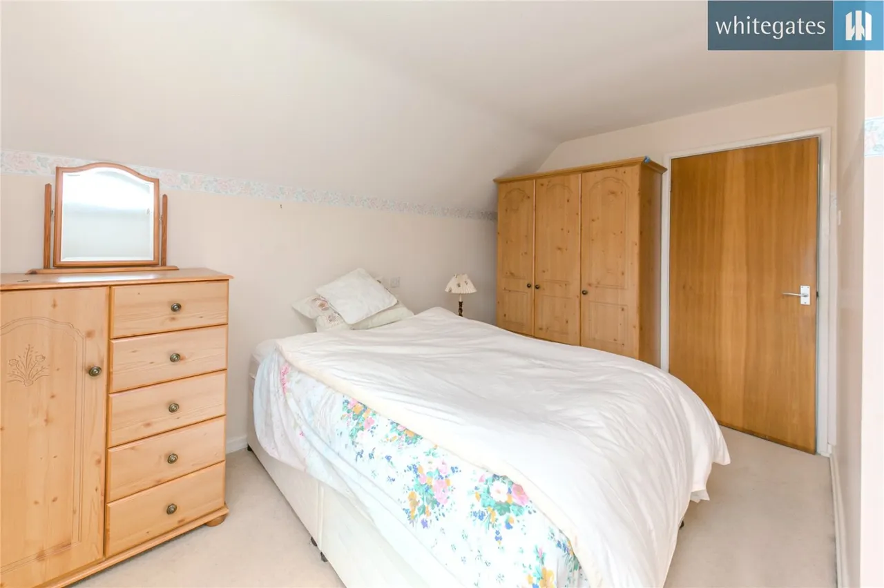 Main Road, Shavington, CW2, photo 12