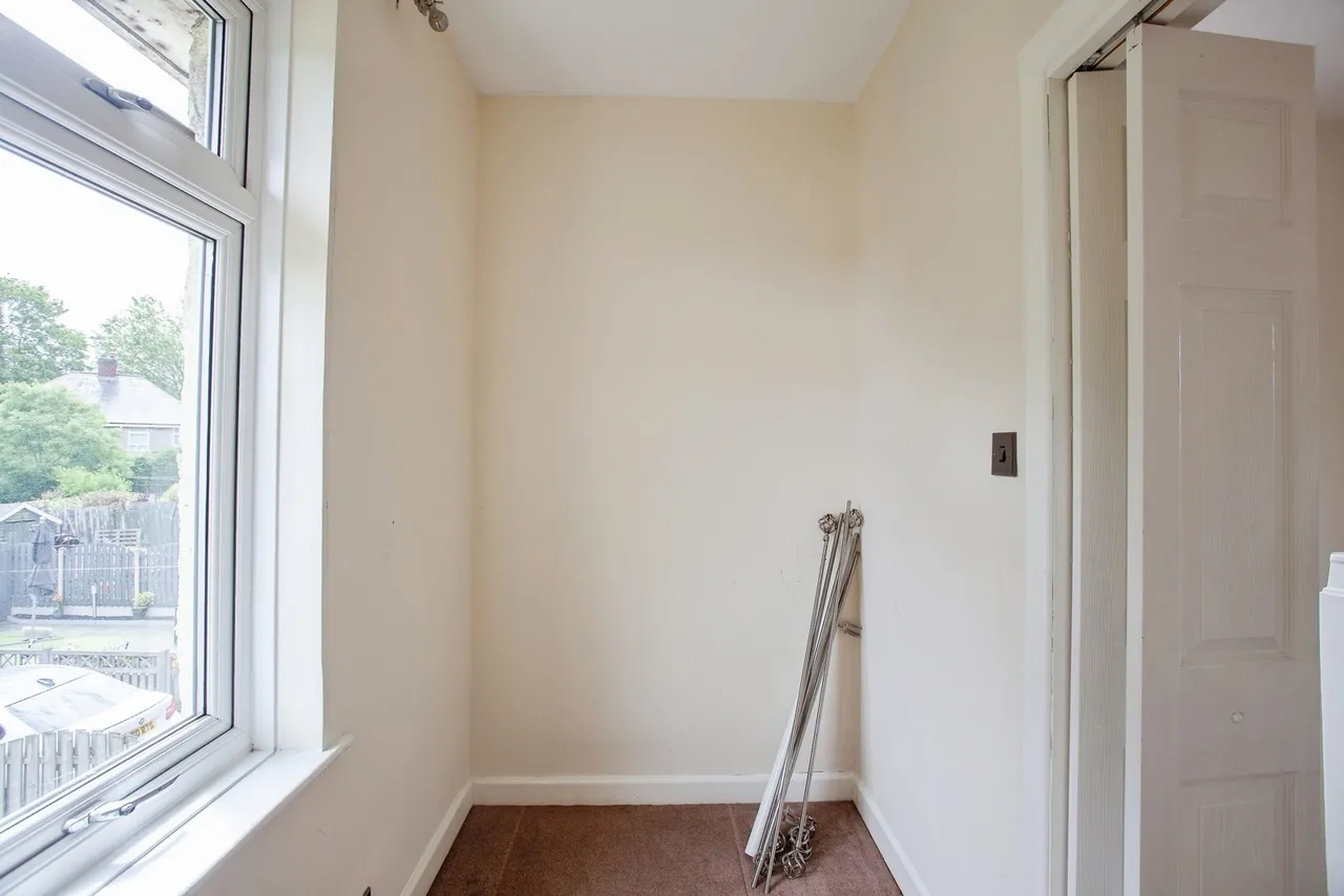 Oaks Fold Road, Sheffield, South Yorkshire, S5, photo 14