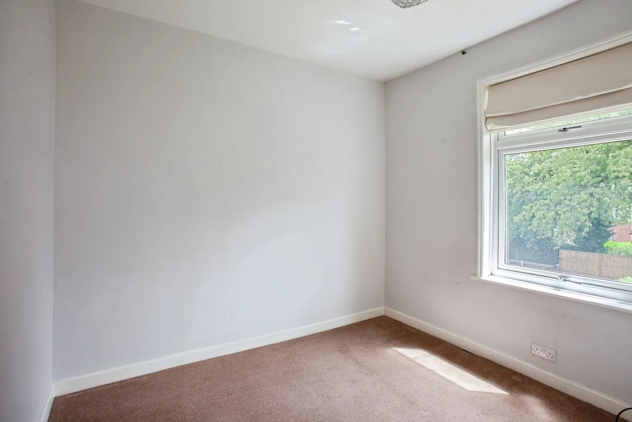Oaks Fold Road, Sheffield, South Yorkshire, S5, photo 12