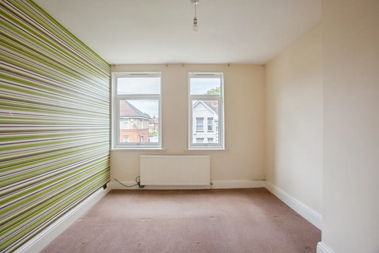 Oaks Fold Road, Sheffield, South Yorkshire, S5, photo 9