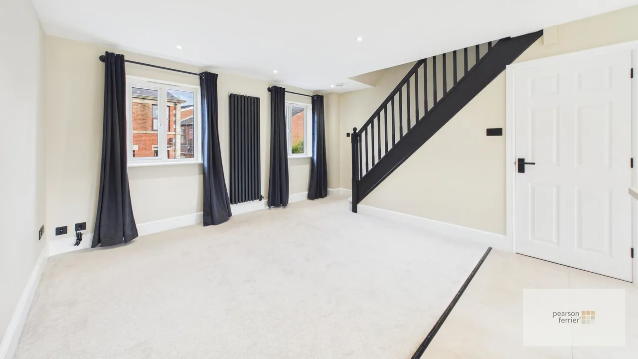 Campbell Close, Walshaw, Bury, BL8 3BB, photo 4